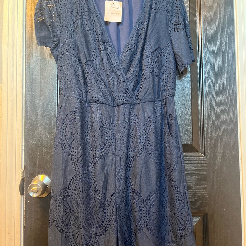BloomChic Navy Blue Romper Lace Detail with Pockets Size 14 NWT - Picture 5 of 7